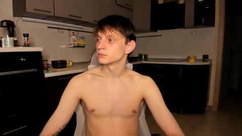 Snapshot of romeo_mercy chatting on 10-06-25, 06:11 Romeo online show from 10-06-25, 06:11