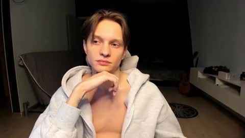 Romeo online show from 03-10-26, 07:57