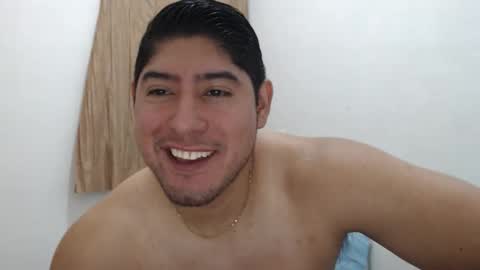 Romeos Room online show from 10-19-25, 04:07