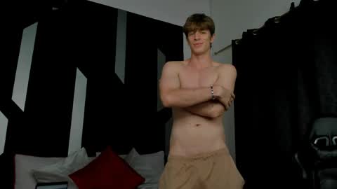 Romeo Ricci online show from 04-15-26, 07:32