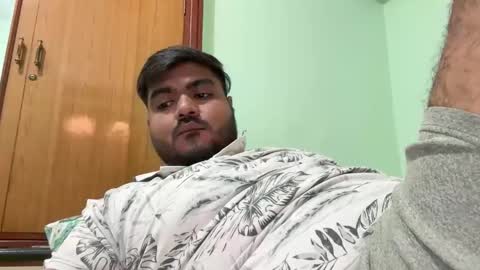 Snapshot of romeo_sam25 chatting on 09-27-25, 10:31 Romeo Sam online show from 09-27-25, 10:31