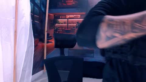 Snapshot of romeomillerr chatting on 10-25-25, 06:57 Romeo online show from 10-25-25, 06:57