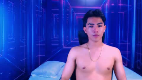 Snapshot of romeomillerr chatting on 10-29-25, 07:15 Romeo online show from 10-29-25, 07:15