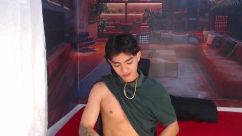 Snapshot of romeomillerr chatting on 12-15-25, 07:51 Romeo online show from 12-15-25, 07:51