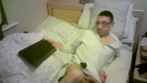 Snapshot of romson998181 chatting on 03-08-26, 11:19 romson998181 online show from 03-08-26, 11:19