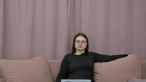 Monica online show from 05-13-26, 10:34