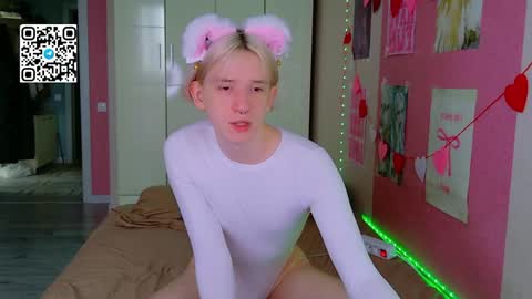 Ron online show from 03-26-26, 03:34