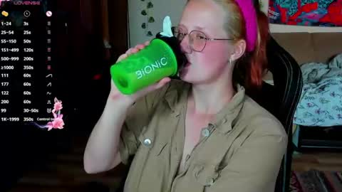 Snapshot of roniya_v chatting on 07-22-26, 04:10 Spicy lady Kristy online show from 07-22-26, 04:10