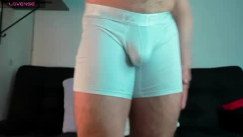 Snapshot of ronnie_fallout chatting on 01-04-25, 06:51 Ronnie online show from 01-04-25, 06:51