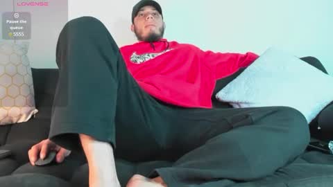 Snapshot of ronnie_fallout chatting on 01-19-25, 07:26 Ronnie online show from 01-19-25, 07:26