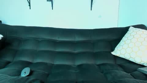 Snapshot of ronnie_fallout chatting on 02-12-25, 09:54 Ronnie online show from 02-12-25, 09:54