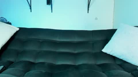 Snapshot of ronnie_fallout chatting on 02-26-25, 10:31 Ronnie online show from 02-26-25, 10:31