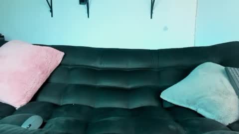 Snapshot of ronnie_fallout chatting on 03-04-25, 09:54 Ronnie online show from 03-04-25, 09:54