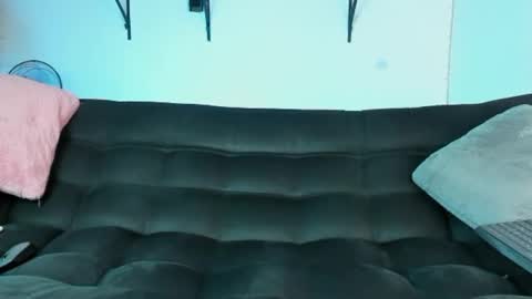 Snapshot of ronnie_fallout chatting on 03-06-25, 10:47 Ronnie online show from 03-06-25, 10:47