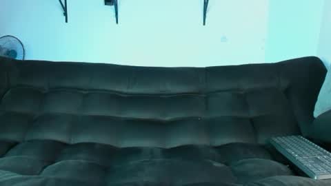 Snapshot of ronnie_fallout chatting on 03-09-25, 10:41 Ronnie online show from 03-09-25, 10:41