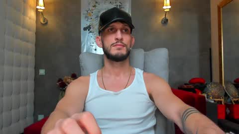 Snapshot of ronythemaster chatting on 01-16-25, 10:12 onlyfans- online show from 01-16-25, 10:12
