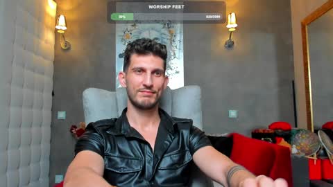 Snapshot of ronythemaster chatting on 01-25-25, 12:06 onlyfans- online show from 01-25-25, 12:06