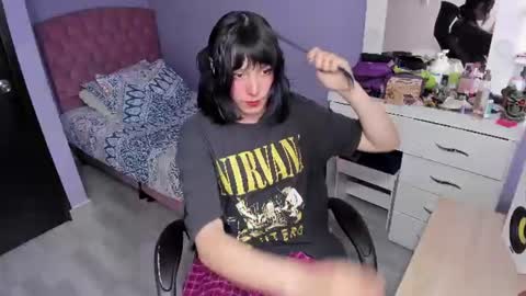 Twelve 3 Inst Twelve 312002 Twitter Room312 2002 online show from 07-10-26, 03:58