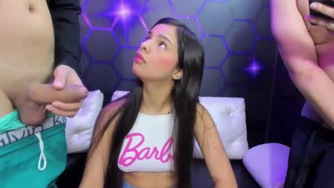 Snapshot of room_kitty chatting on 02-24-25, 11:10  MIA AND PAUL online show from 02-24-25, 11:10