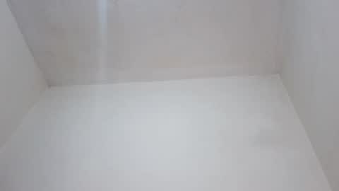 Snapshot of roosmery_ chatting on 09-15-25, 01:33 roosmery_ online show from 09-15-25, 01:33