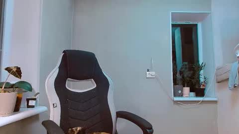 rosa843850 online show from 11-09-25, 05:44