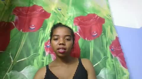 Snapshot of rosah225127 chatting on 04-11-26, 07:45 rosah225127 online show from 04-11-26, 07:45