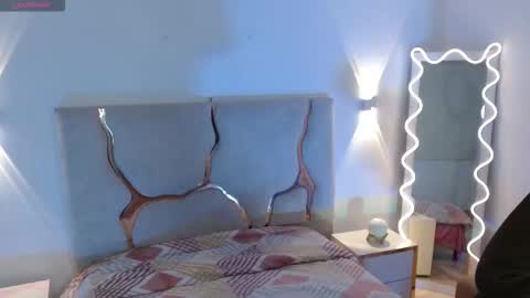 ROSALIN online show from 12-03-25, 10:57