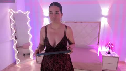 ROSALIN online show from 06-05-26, 11:49