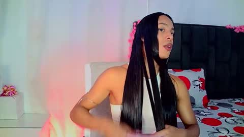 Rosalinda online show from 12-03-25, 02:41