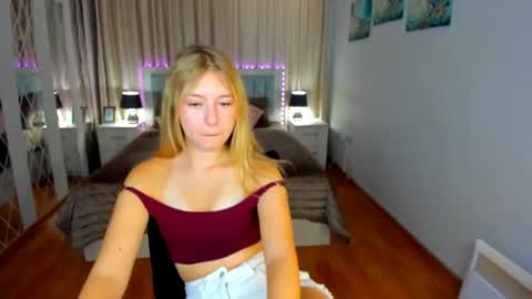 RosaRising online show from 06-20-26, 05:32