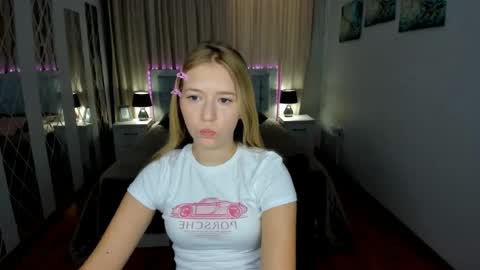 RosaRising online show from 07-23-26, 04:32