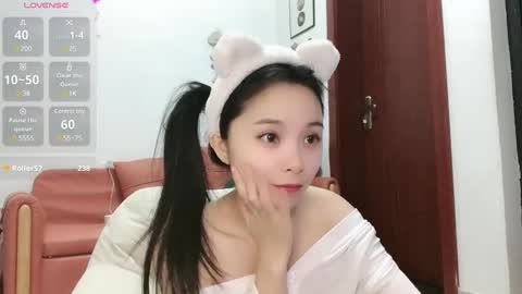 Snapshot of rose6688 chatting on 12-13-24, 09:35 rose online show from 12-13-24, 09:35