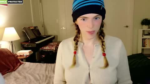 rose77782 online show from 02-20-25, 10:48