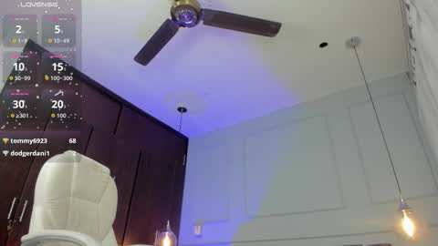 rose__monroe online show from 03-25-26, 08:15