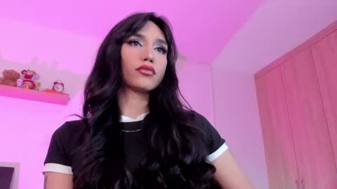 Rose Saenz online show from 04-17-26, 08:34