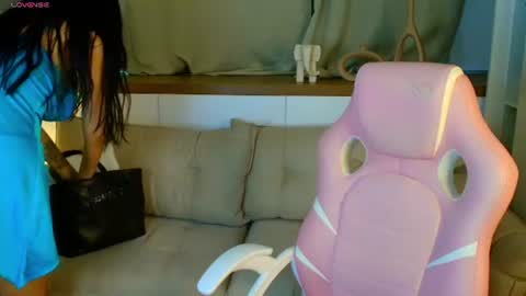 Rose online show from 06-26-26, 11:03