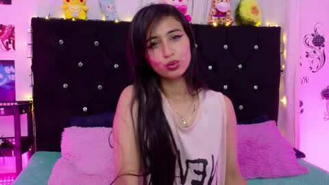 Rose online show from 09-15-25, 03:28