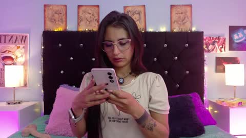 Snapshot of rose_smiley1 chatting on 05-08-26, 03:45 Rose online show from 05-08-26, 03:45