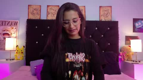 Snapshot of rose_smiley1 chatting on 05-13-26, 03:37 Rose online show from 05-13-26, 03:37