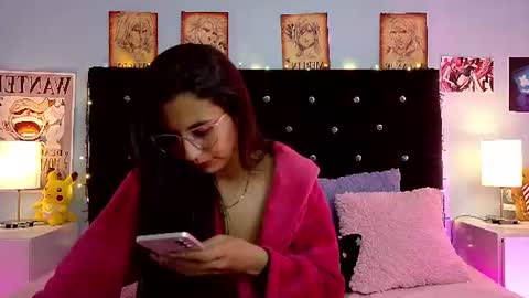 Snapshot of rose_smiley1 chatting on 06-20-26, 05:54 Rose online show from 06-20-26, 05:54