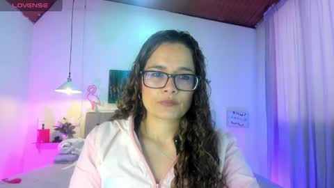 Rose  online show from 04-19-26, 01:43