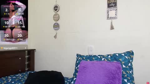 rose_towers4 online show from 09-13-25, 10:53