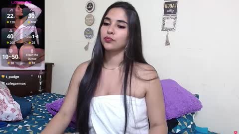 rose_towers4 online show from 10-31-25, 03:07