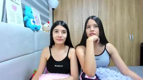 Rose y Miah online show from 06-21-26, 05:54