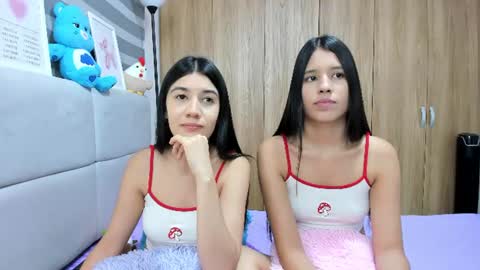 Rose y Miah online show from 07-19-26, 03:32