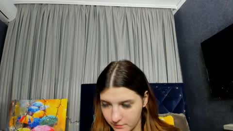 Snapshot of roseblanche2k chatting on 01-13-25, 11:17 Florin online show from 01-13-25, 11:17