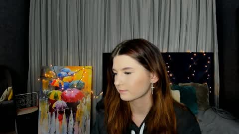 Snapshot of roseblanche2k chatting on 01-22-25, 11:21 Florin online show from 01-22-25, 11:21