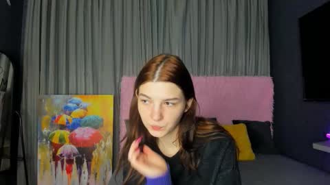 Snapshot of roseblanche2k chatting on 10-01-25, 10:05 Florin online show from 10-01-25, 10:05