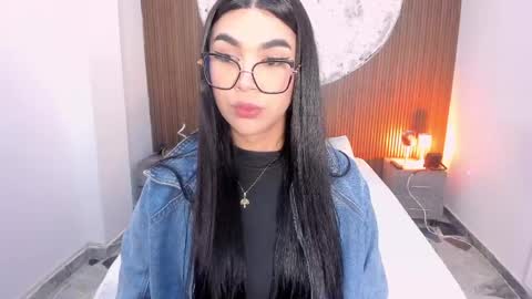 Rose online show from 04-27-26, 12:58