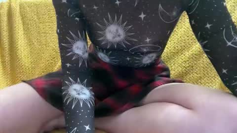 Snapshot of rosecroixx chatting on 02-19-26, 08:16 rosecroixx online show from 02-19-26, 08:16